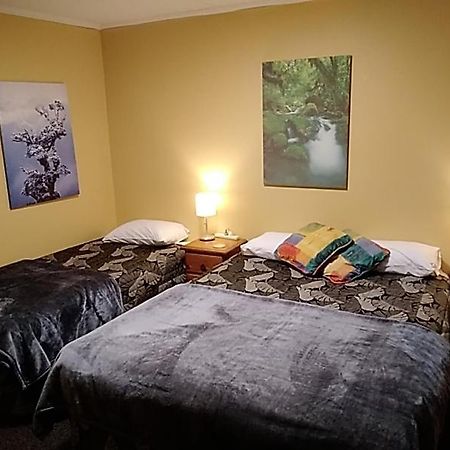 Accommodation Fiordland -The Three Bedroom House At 226A Milford Road Те-Анау Экстерьер фото