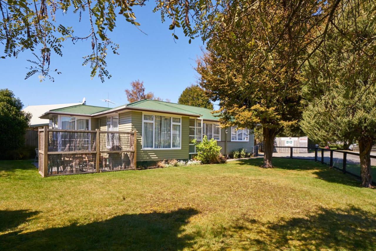Accommodation Fiordland -The Three Bedroom House At 226A Milford Road Те-Анау Экстерьер фото