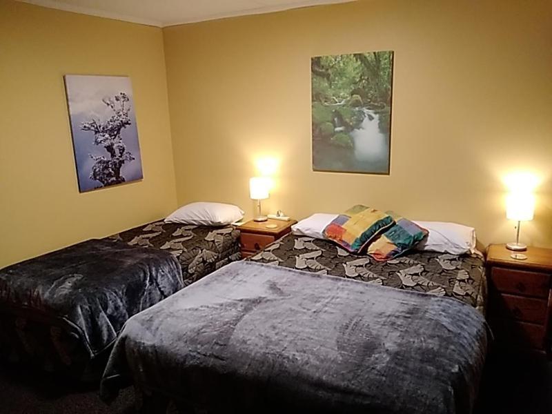 Accommodation Fiordland -The Three Bedroom House At 226A Milford Road Те-Анау Экстерьер фото